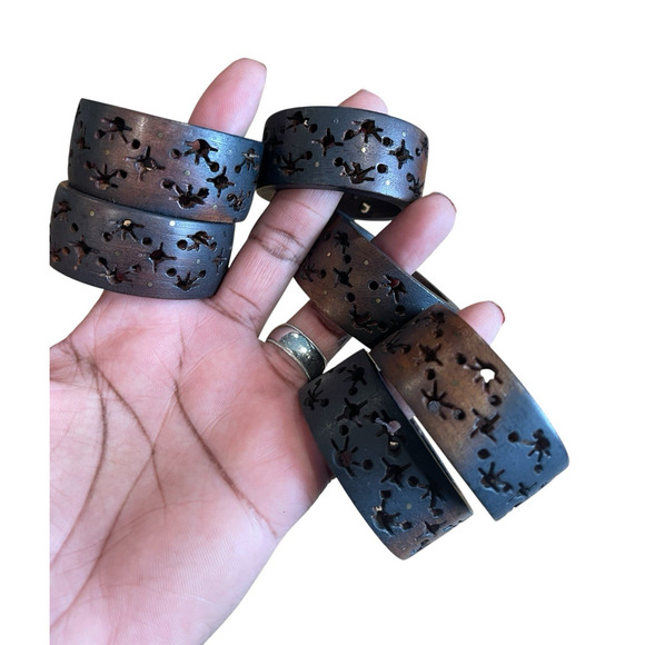 Vintage Wooden Napkin Holder Rings Set of 6 with Dye Cut Pattern Boho Cottage - Picture 2 of 7